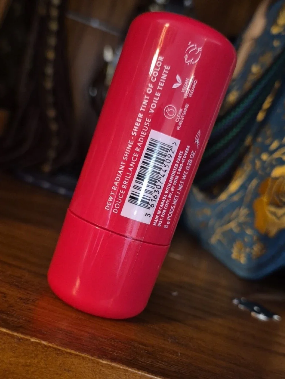 COVERGIRL Yummy Big Oil Stick – Bright Pink Shine